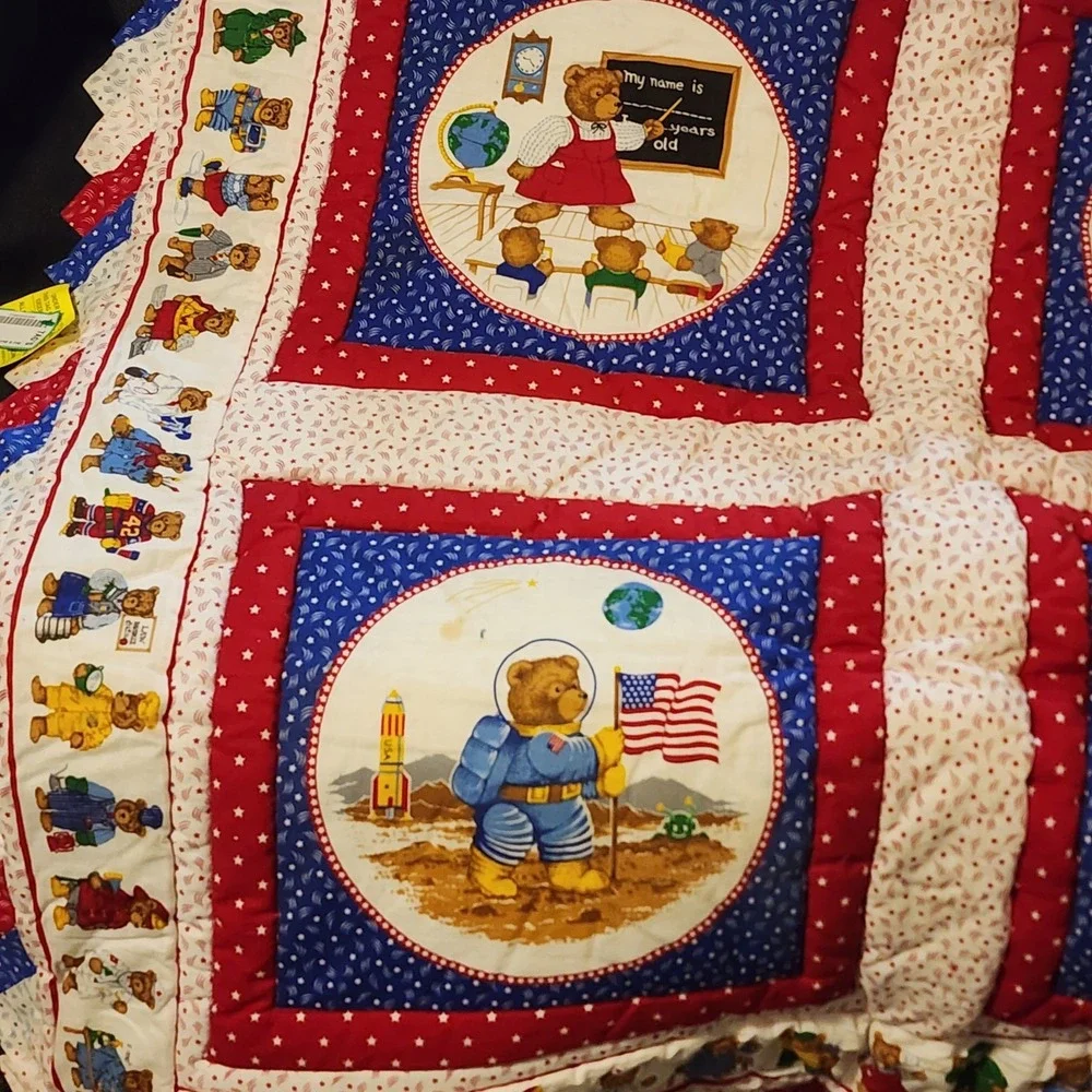 Vintage Cottage Core Bear Baby Quilt 41x60‎ Red, Blue Handmade